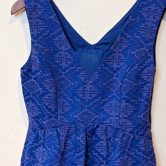 Maeve blue jaquard sheath dress - Picture 3 of 7